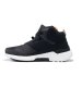 NUCLEUS black/white